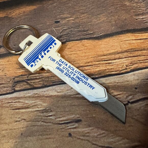 Daffron Data Solutions Key Razor Blade Keychain Vintage Utility Industry - Picture 8 of 8